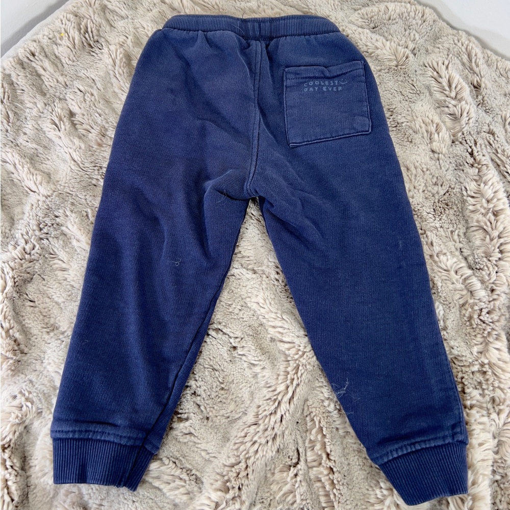 Zara - Drawstring Joggers - Picture 2 of 5